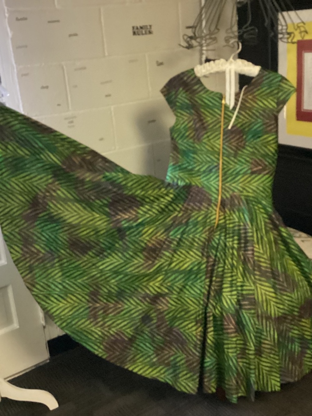 Authentic African  Print JUNGLE LEAVES POLISHED COTTON. HAND MADE !!!